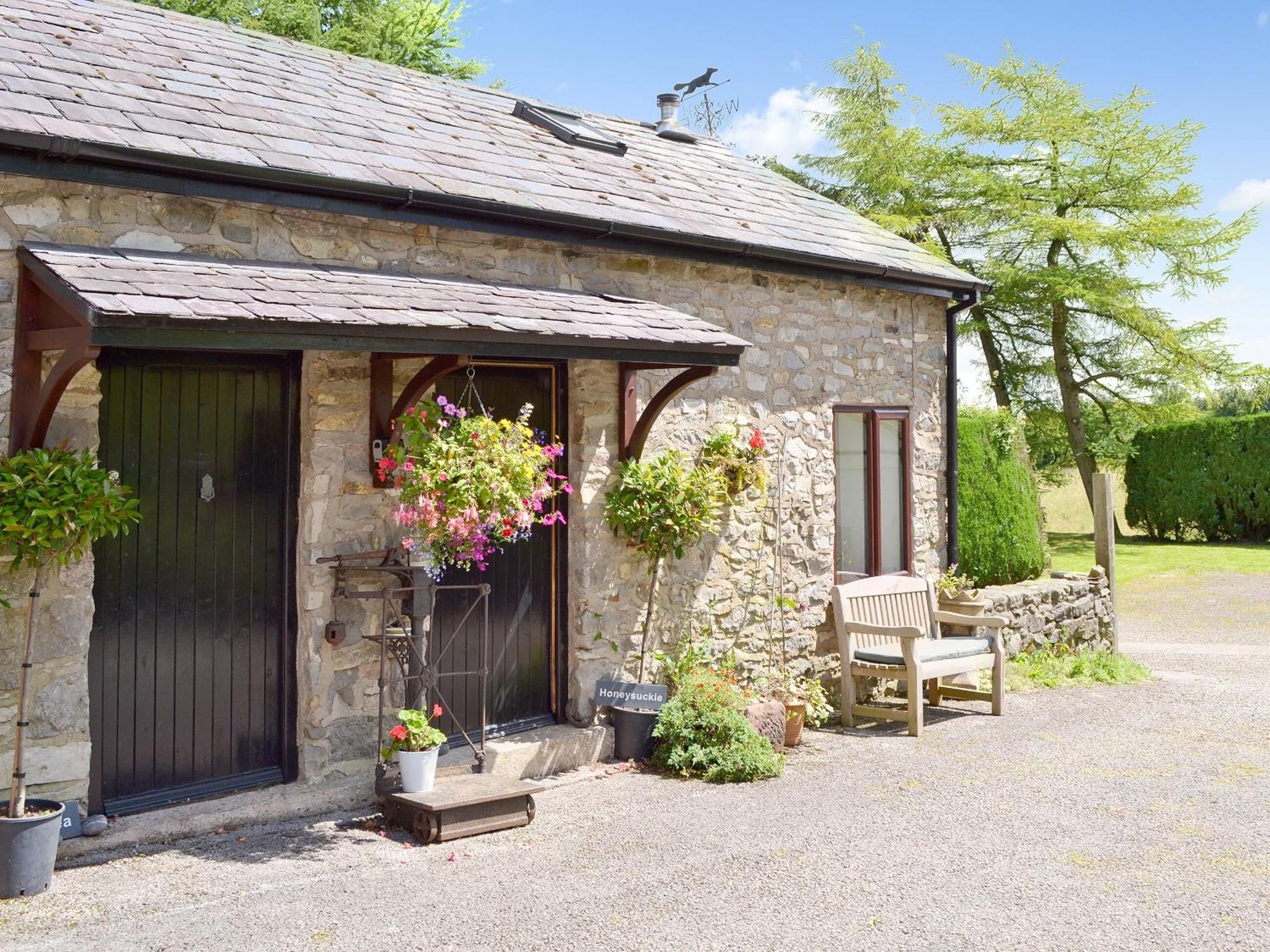 Honeysuckle Holiday home